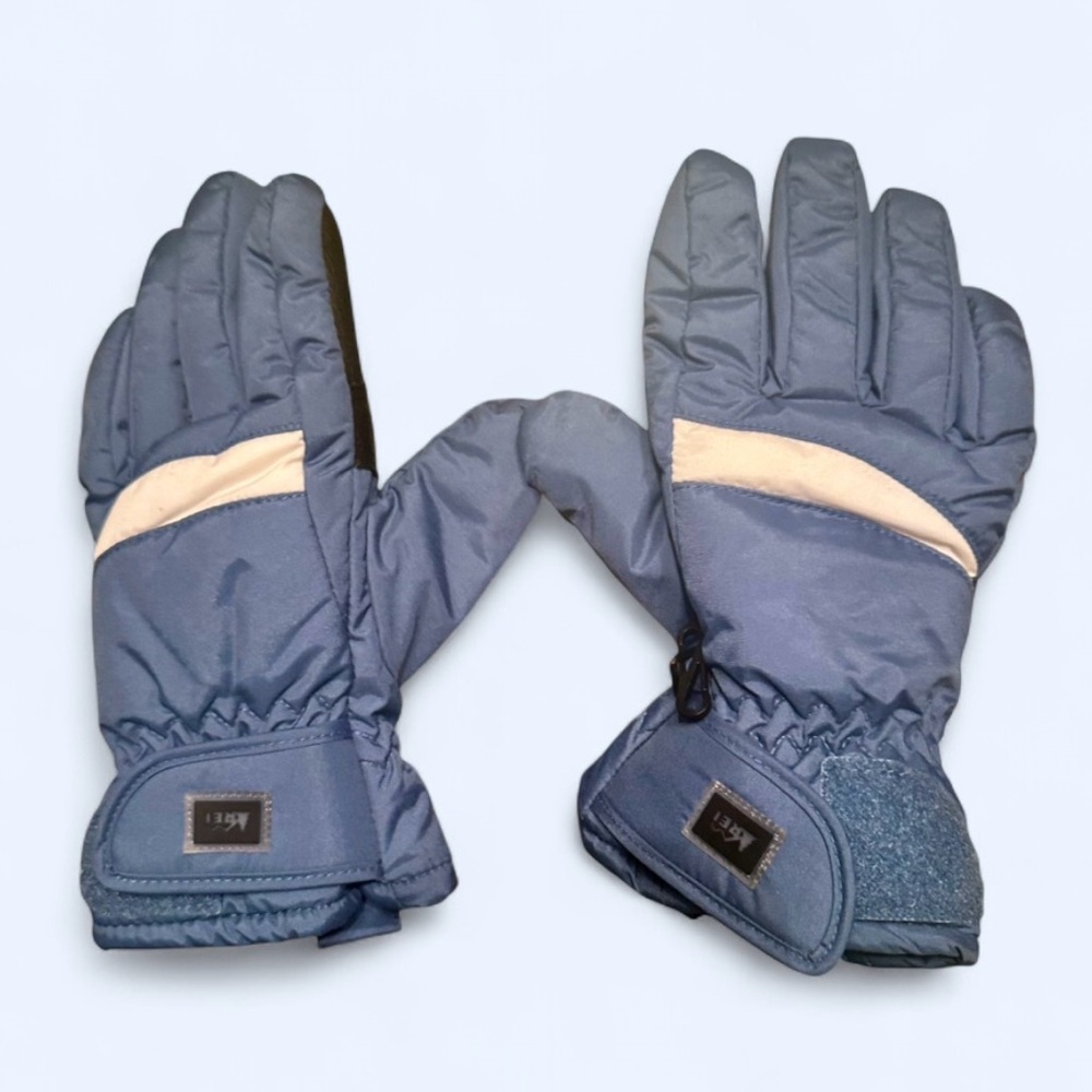 REI Boys Ski and Snow Gloves